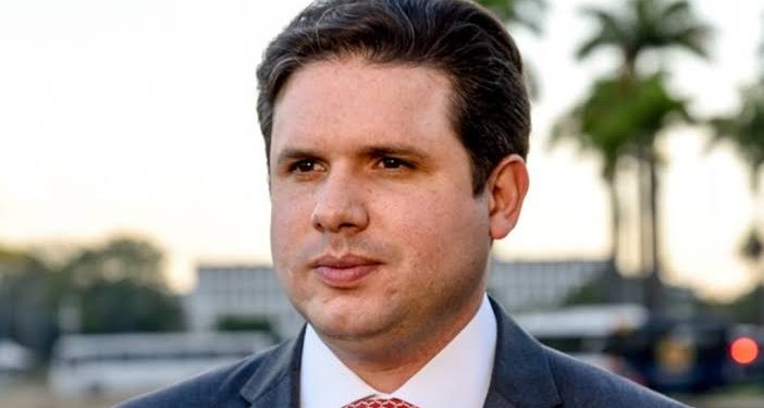 Republicanos coloca Romero na parede e pede definição sobre filiação ao partido