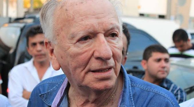 Enivaldo critica prefeito de CG e detona união entre famílias Cunha Lima e Vital do Rêgo