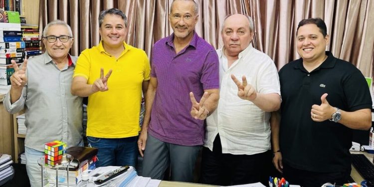 Em Sousa, Gilbertão oficializa pré-candidatura à prefeito