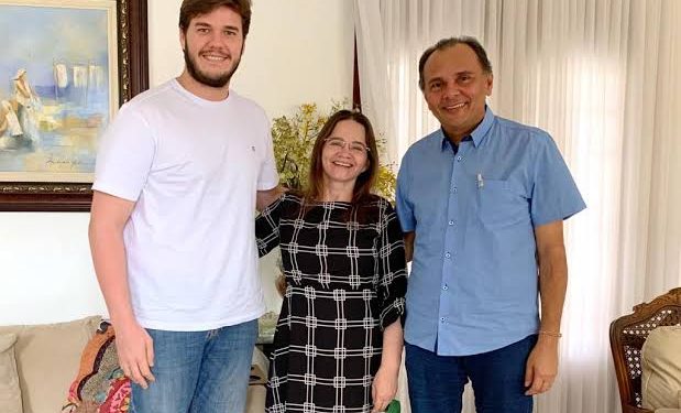 Nomeado como “agente de serviços gerais”, ex-deputado tem salário de R$17 mil na PMCG