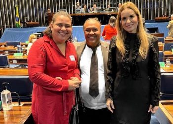 Com salário de quase R$10 mil no Senado, Fofinho assume de vez prefeitura de Bayeux