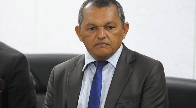 Denúncia feita por Adriano Martins consegue “frustrar” planos de Zé Baixinho, que deve recorrer ao TSE