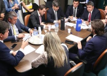 Novos dados do Censo podem fazer Paraíba perder dois deputados federais em 2026