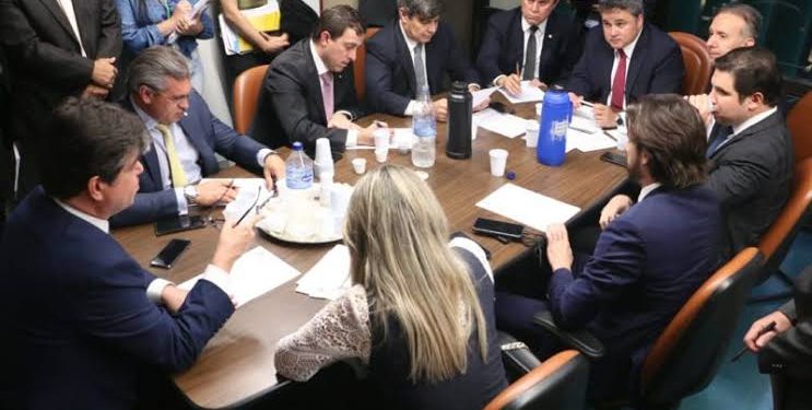 Novos dados do Censo podem fazer Paraíba perder dois deputados federais em 2026