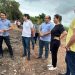 Danielle do Vale visita obras da estrada de Praia de Campina ao lado do deputado Murilo e lideranças de Rio Tinto