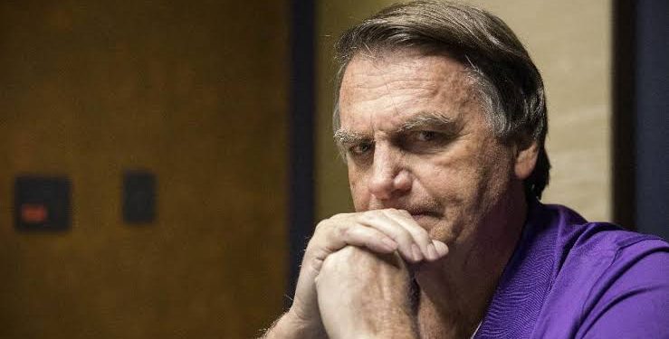 Apenas um deputado paraibano assina projeto que prevê anistia de Bolsonaro