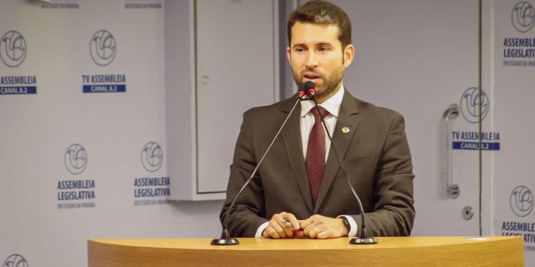 Deputado Michel Henrique solicita reinstalação do hemonúcleo na cidade de Monteiro