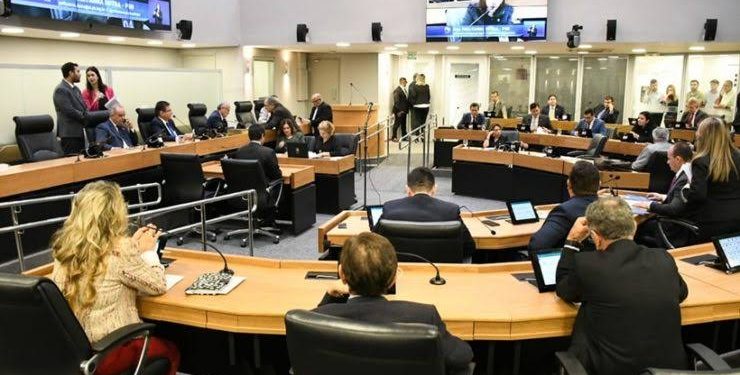 Após impasse, ALPB aprova doação de terreno para criação de Polo Têxtil, em Mangabeira