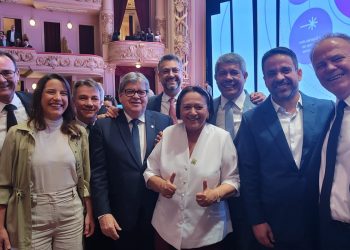 João Azevêdo consegue junto ao governo Lula onze obras estruturantes do PAC