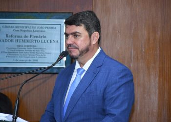 Na abertura do semestre, Dinho anuncia edital para construção da nova sede da CMJP