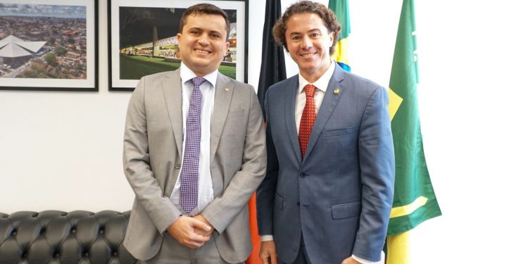 Deputado do União Brasil desmente assessoria de Veneziano e nega apoio em 2026