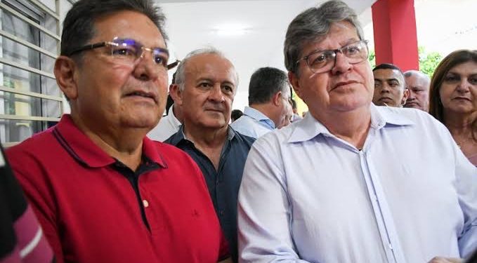 Galdino volta a alertar João sobre necessidade de comandar um partido para disputar o Senado