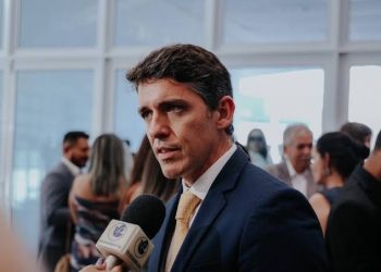 Após “queimar” Bruno nos bastidores da ALPB, Tovar diz que não se “furtará” de uma possível disputa à PMCG
