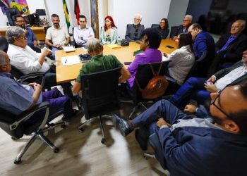 Fórum “Pró-Campina” vai à mesa com João Azevêdo visando eleições de 2024