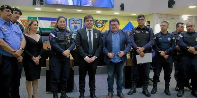 Em audiência pública com Guardas Municipais, Eduardo Carneiro discute melhorias para categoria e anuncia criação de Frente Parlamentar na ALPB