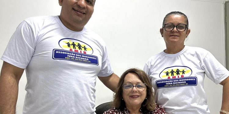 Em reunião com Socorro Gadelha, representares da ONG Amib confirmam construção de residências no Alto do Mateus