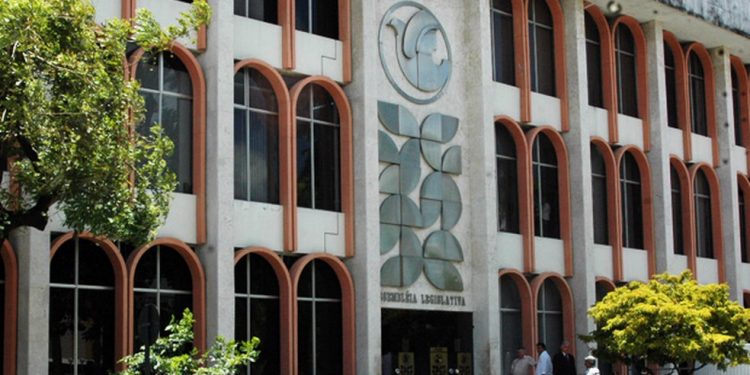 ALPB abre licitação para contratar banco que irá gerir folha de pagamento