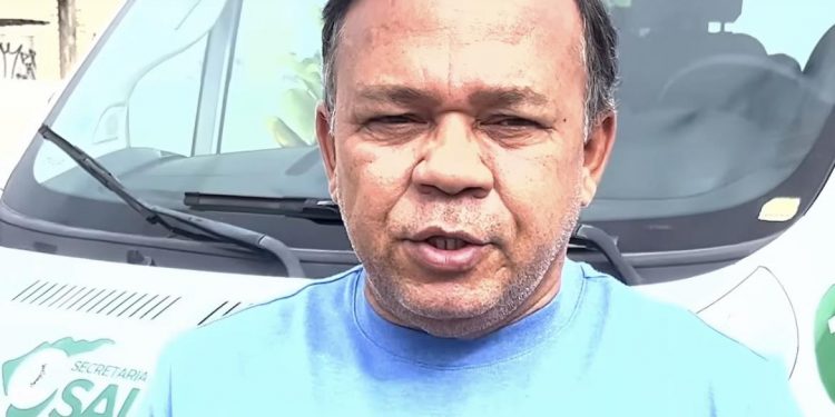 Em Bayeux, vereador faz vídeo insinuando que transporte de pacientes estaria interrompido, mas é desmentido por colega