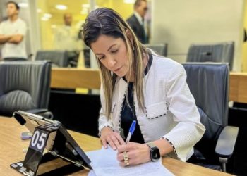 Deputada Danielle do Vale destaca aprovação de 39 proposituras na ALPB nesta terça-feira