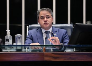 Efraim avisa que não aceitará retorno do imposto sindical, após aceno do governo Lula