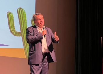 Efraim prestigia o maior encontro de Redes Associativistas voltado para materiais de construção