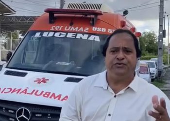 Ex-prefeito de Lucena usa manutenção de ambulância do município para fazer politicagem