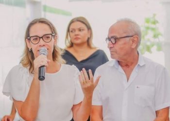 Secretária diz que Cícero herdou situação desumana na Saúde e desafia Ruy e Cartaxo