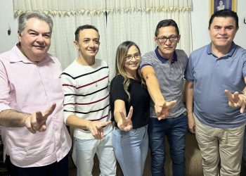 Prefeita do PL rompe com aliados locais e Wellington Roberto e fecha com Santiago