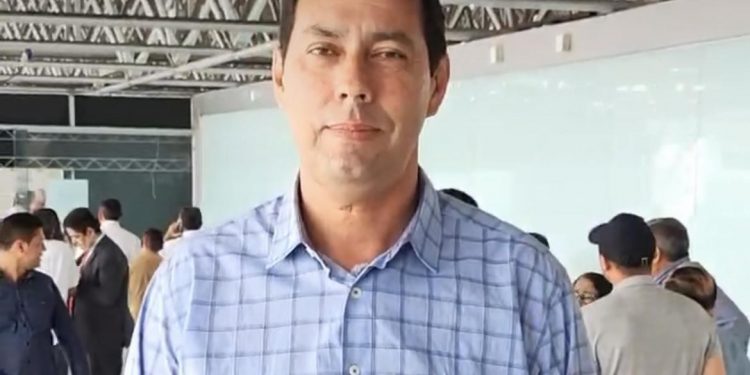 Câmara aprova projeto de lei enviado por Léo Bandeira que autoriza pagamento do Piso da Enfermagem, em Lucena