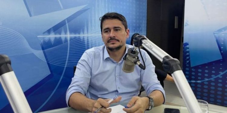 Bastidores: ex-secretário de Saúde de JP deve reassumir pasta e substituir filha de Cícero