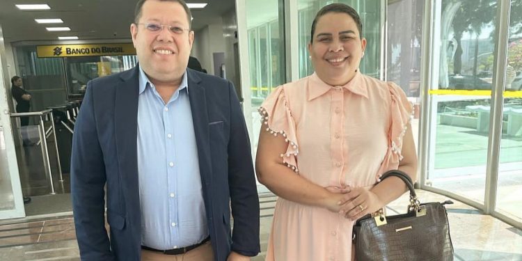 Habilidoso nos bastidores, Léo Micena ganha força e é cotado para compor chapa majoritária