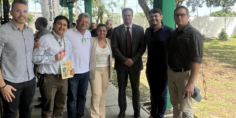 Durante sessão itinerante da ALPB, Dra. Jane Panta destaca importância da produção de Acabaxi em Santa Rita