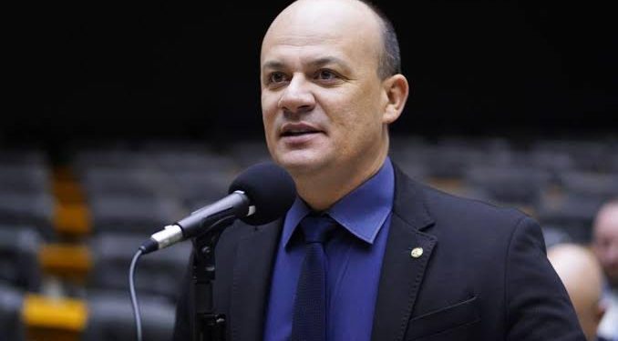 Sem musculatura em Brasília, Cabo Gilberto perde comando do PL em João Pessoa