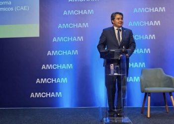 Reforma Tributária: Efraim palestra para a Câmara Americana de Comércio