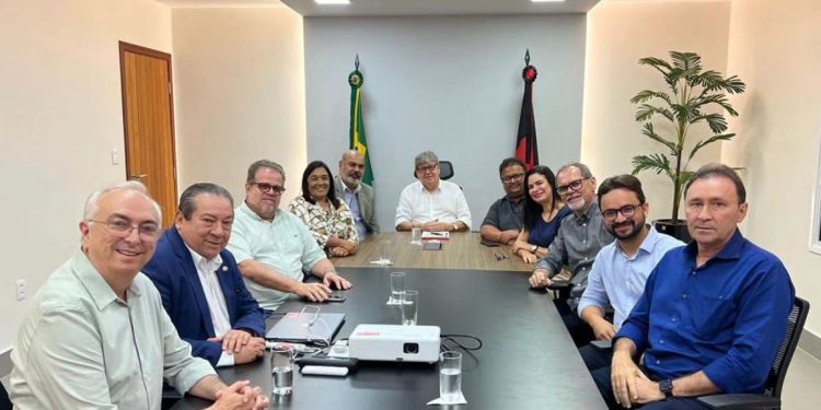 João vai à mesa com PT, PCdoB e PV visando construir unidade para 2024