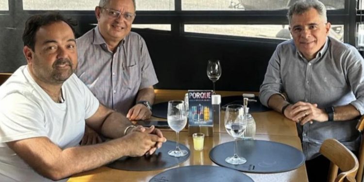 Encontro entre Emerson Cabral e Artur Bolinha gera especulações sobre formação de chapa majoritária em CG