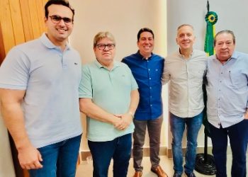 Encontro entre João Azevêdo e deputados na Granja Santana bate martelo sobre aliança para 2026