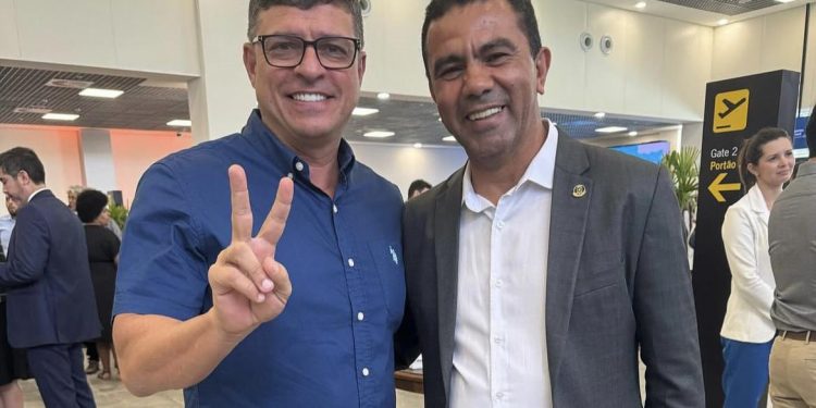 Após deixar União Brasil, Vitor Hugo tenta “atravessar” Efraim e convida Bruno para o Avante