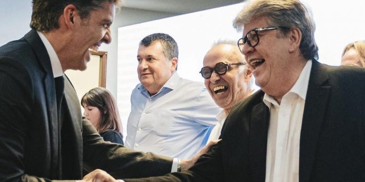 Pedro se justifica após criticar Tovar, mas postagem escancara irritação dos Cunha Lima