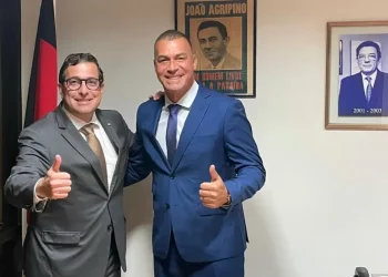 Após levar “cangapé”, Gervasio cobra prefeito de Sapé sobre uso de R$3,7 milhões em emendas