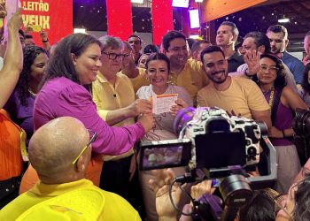 Tacyana Leitão se filia ao PSB e é oficializada como pré-candidata a prefeita de Bayeux