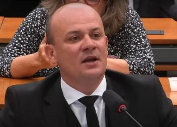 Cabo Gilberto negocia trocar PL por Patriota ou União Brasil, aponta mídia nacional