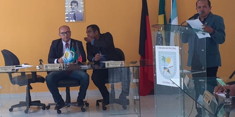 Justiça destitui Mesa Diretora da Câmara de Lucena e barra tentativa de golpe contra Leo