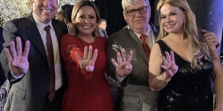 Durante casamento da filha de Galdino, João reafirma apoio a Tacyana Leitão em Bayeux