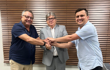 Bastidores: articulação de João Azevêdo traz suplente do União Brasil para base governista