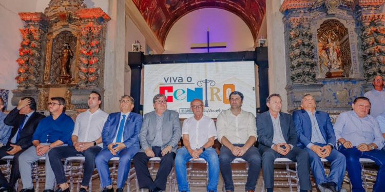 Cícero e João anunciam pacote de R$ 400 mi em investimentos para área histórica de JP