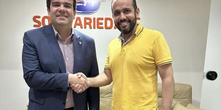 Eleições 2024: Eduardo Carneiro aposta na pré-candidatura de Glicério Feitosa em Bayeux