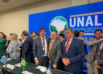 Eduardo Carneiro assume presidência nacional da Comissão das Cidades na Unale