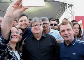 João ignora tese de “neutralidade” e reafirma apoio a Chico Mendes em Cajazeiras