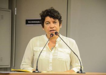 Ex-deputada Estela Bezerra disputará vaga de vereadora em JP